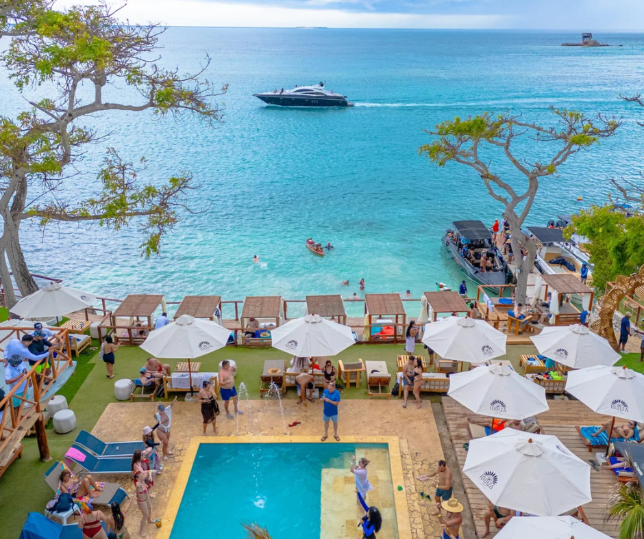 IBIBIZA BEACH CLUB - Image 4
